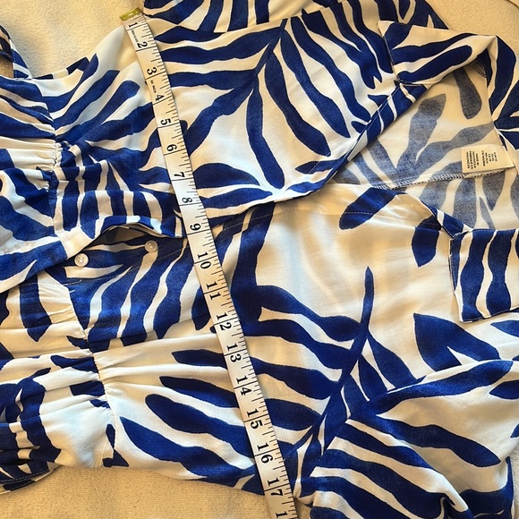 Dress - Picture 8 of 13